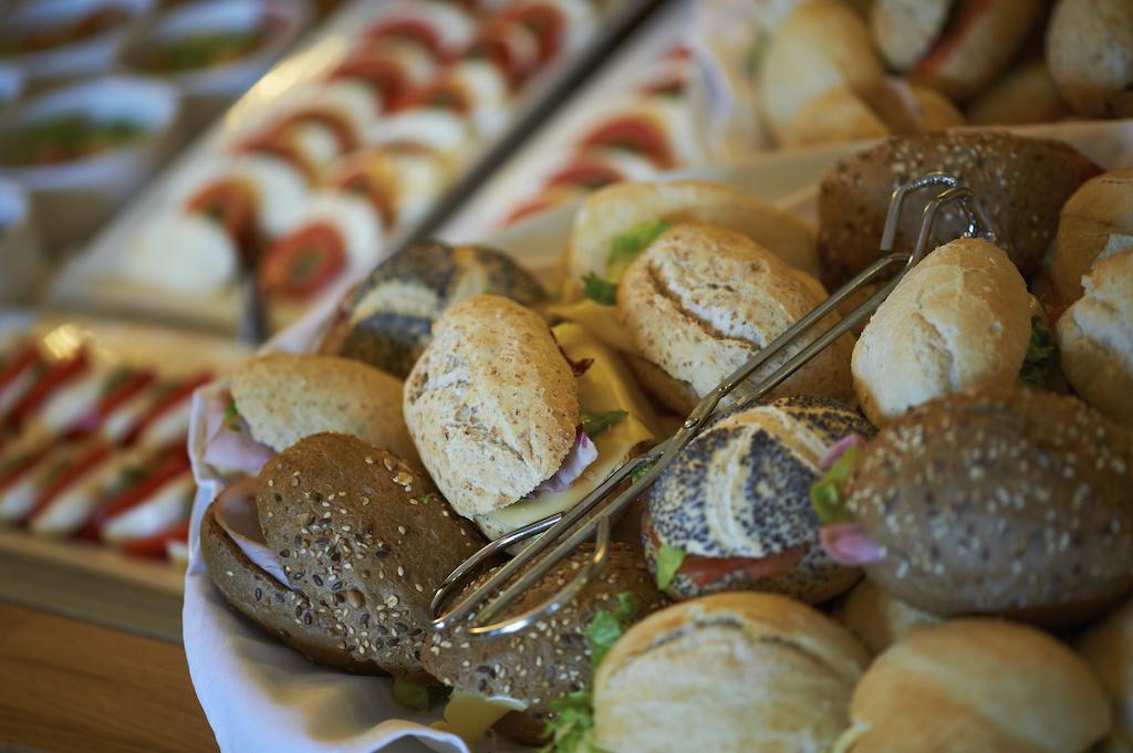 Bastion Hotel Leiden Voorschoten Εξωτερικό φωτογραφία