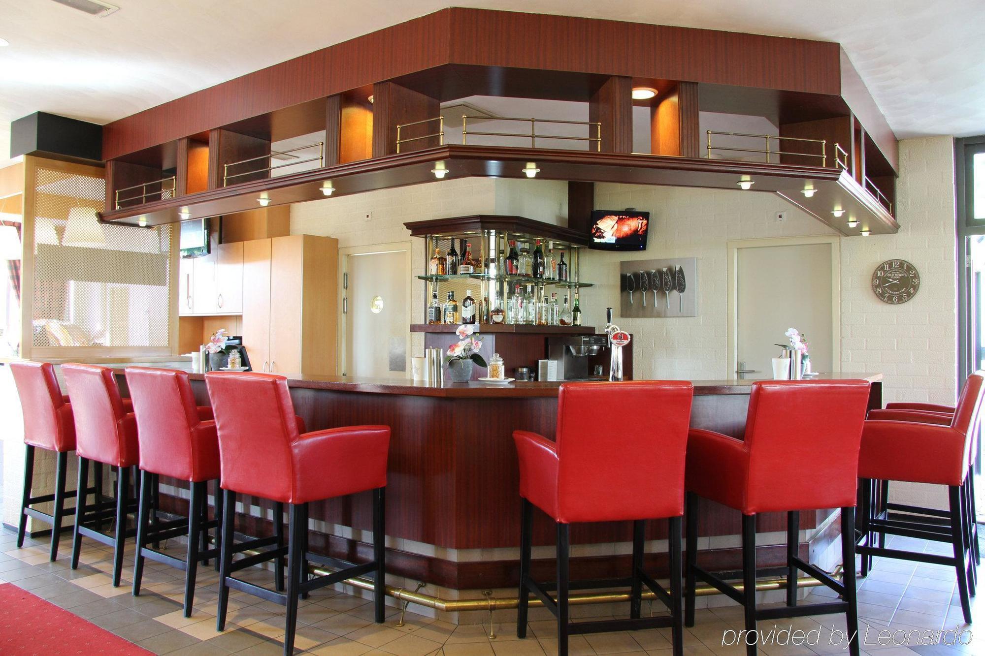 Bastion Hotel Leiden Voorschoten Εξωτερικό φωτογραφία